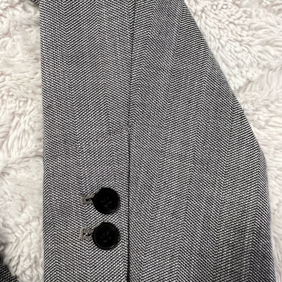 Zara Basic Suit - Picture 8 of 14